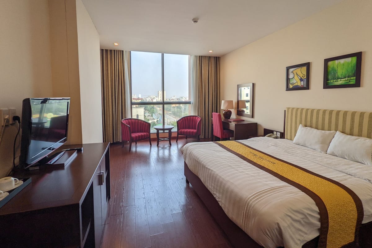 Superior Room | 1 bedroom, soundproofing, iron/ironing board, free WiFi