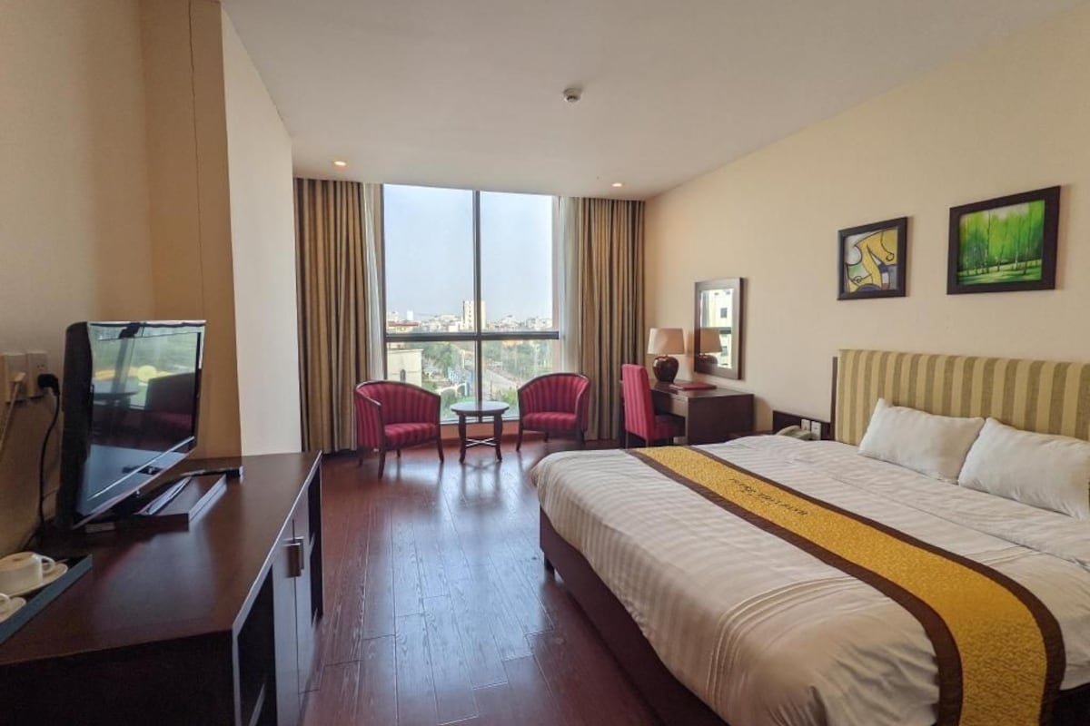 1 bedroom, soundproofing, iron/ironing board, free WiFi