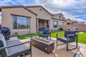 المنطقة المحيطة بالمنشأة