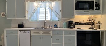 Jones Inn Confluence - 3 Bd/2 Bth House