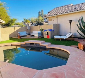 Piscine extérieure, piscine chauffée