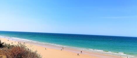 En la playa