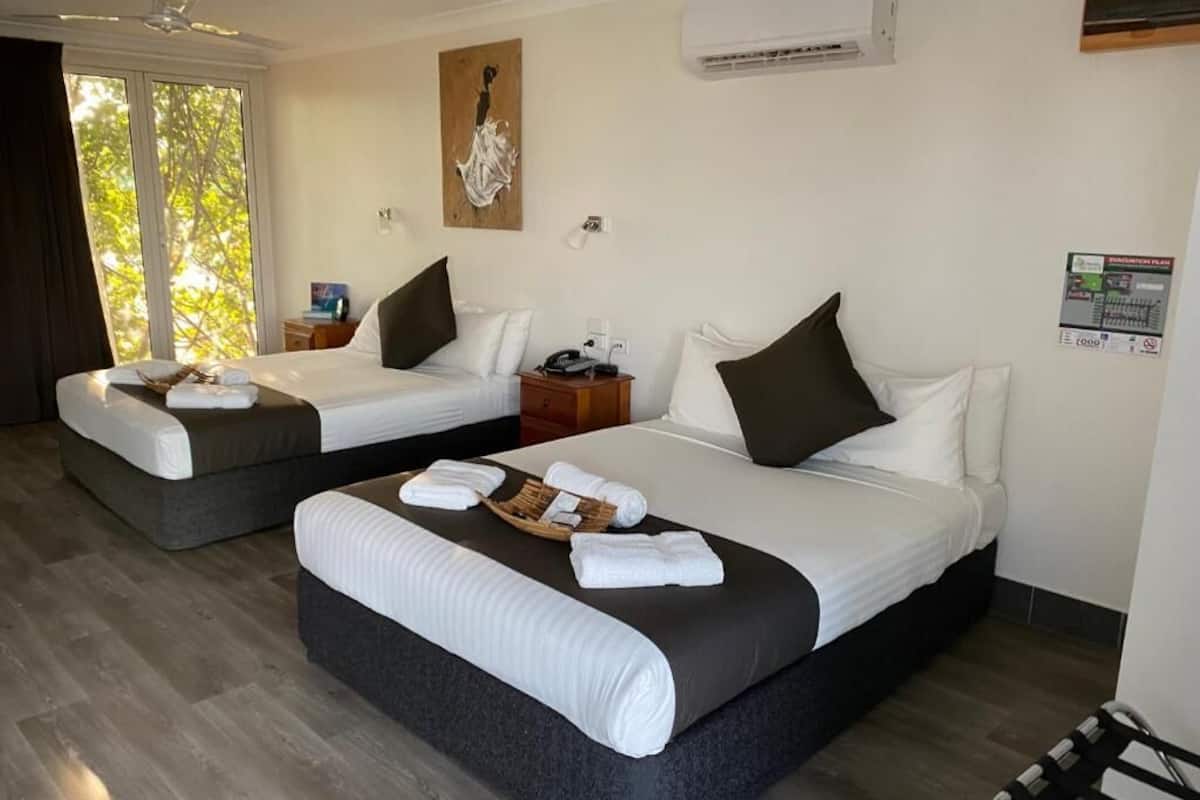 cottage - two queen & access | 1 bedroom, individually furnished, desk, laptop workspace