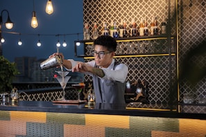 Bar (in der Unterkunft)