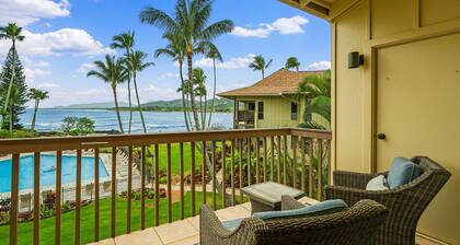 Beautiful Lae Nani - Oceanfront 2 bedroom 2 bath condo with AC