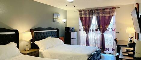 1 quarto, escrivaninha, ferros/tábuas de passar roupa, Wi-Fi de cortesia