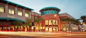 F. Central Scottsdale Suite Close to dining & more