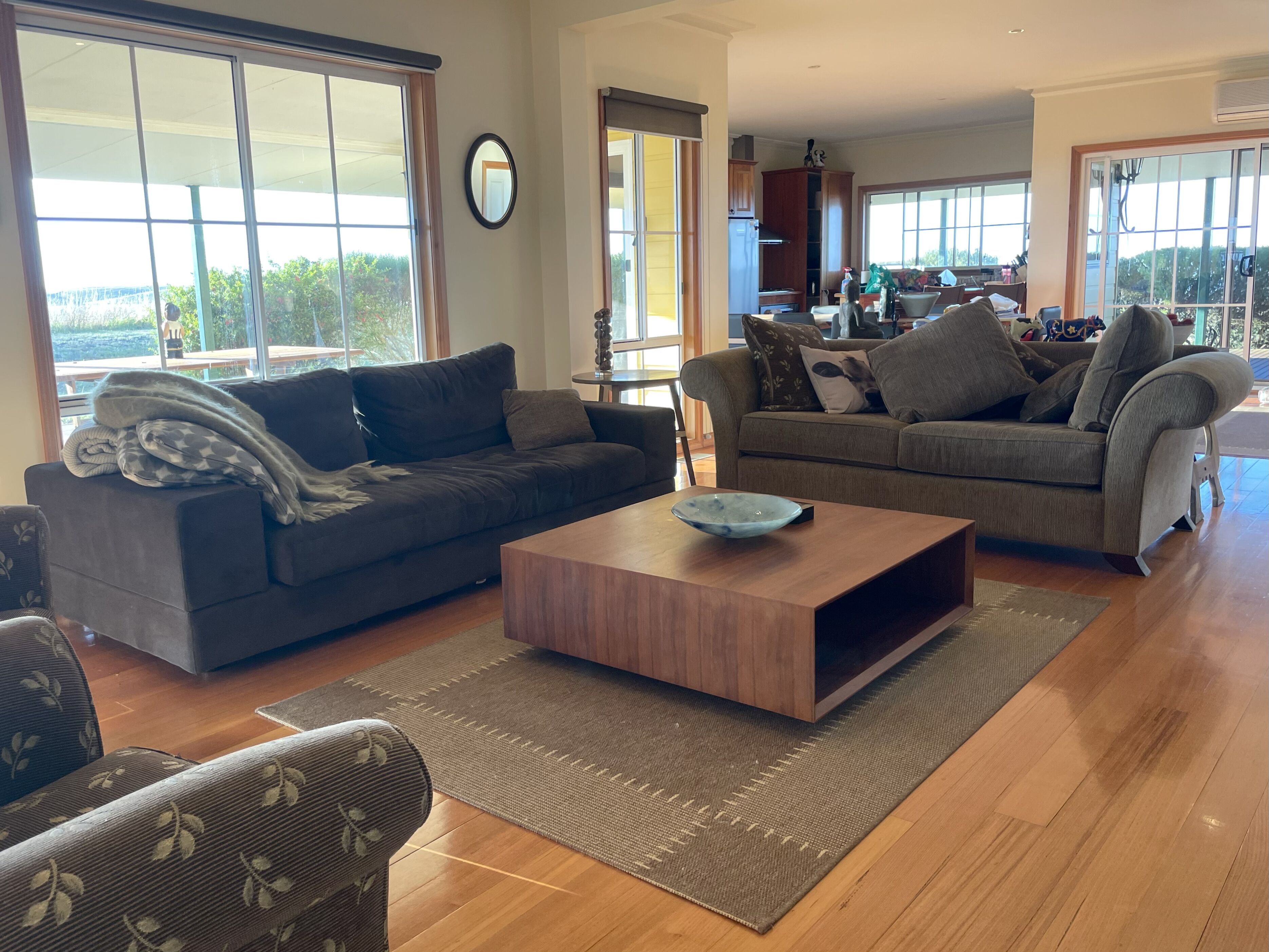 Smart TV, fireplace, DVD player, books