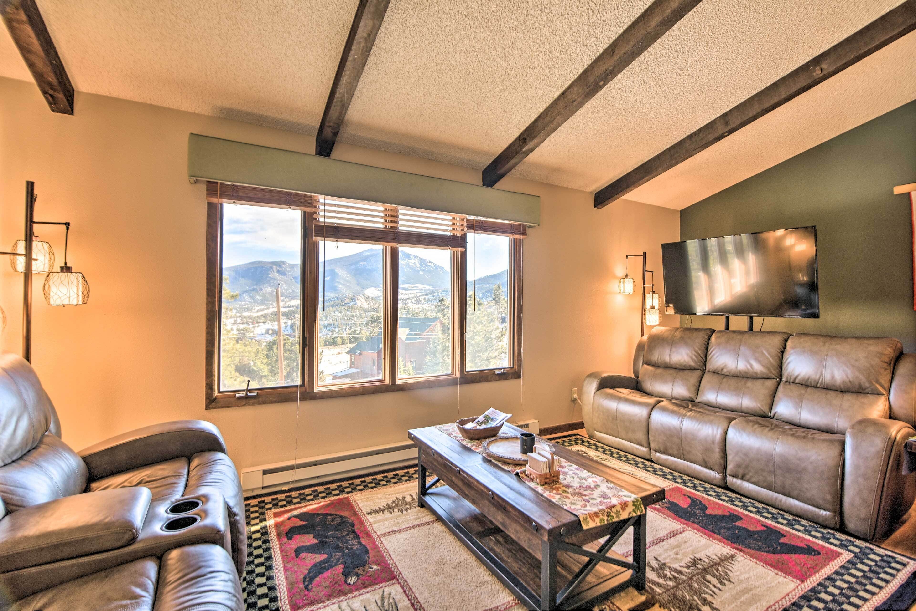 Quiet Rockies Retreat ~ 10 Min to Nat'l Park!