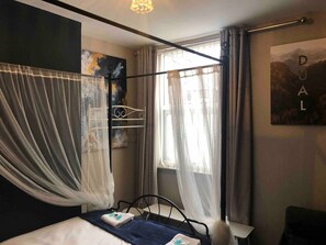 3 soverom, strykejern/-brett, wi-fi og sengetøy