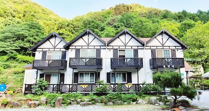 지리산 백무동 연리지펜션