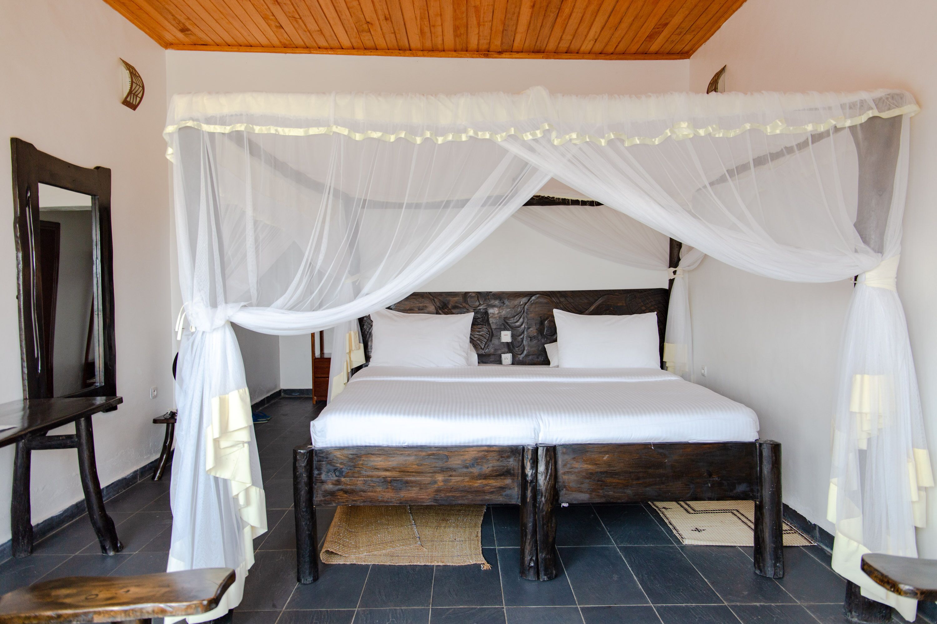 2 bedrooms, Internet, bed sheets