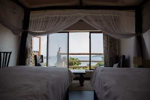 2 chambres, accĂšs Internet, draps fournis