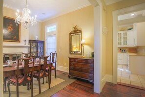 Townhome, 2 Bedrooms | Private kitchen