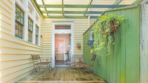 Townhome, 2 Bedrooms | Interior - Explorer's Haven by Lucky Savannah (Savannah)