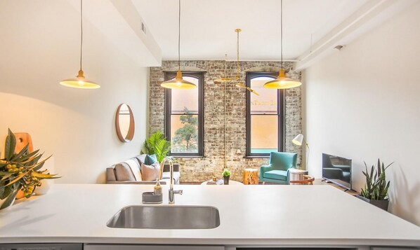 Apartment, 1 Bedroom | Private kitchen - The Grant by Lucky Savannah (Savannah)