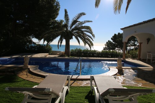 Villa Margarita Seaview by Parc Mont-roig
