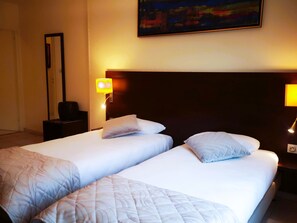 13 dormitorios, cuna de viaje, wifi gratis y ropa de cama