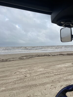 Una playa cerca, toallas de playa
