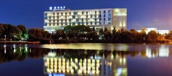 Doreen Hotel