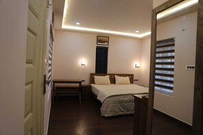 3 slaapkamers, een bureau, gratis wifi, beddengoed