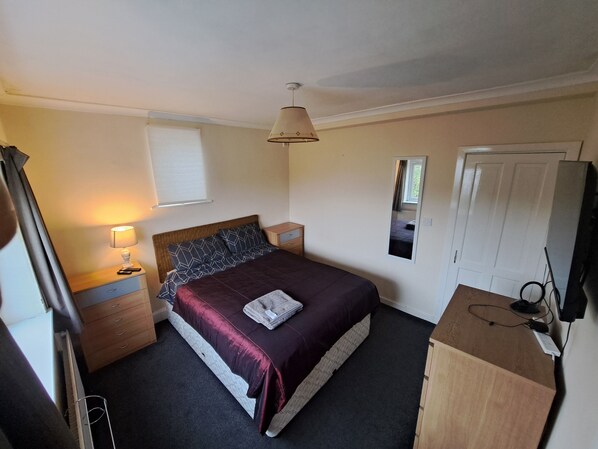 Premier Room, 1 King Bed, Non Smoking, 2 Bathrooms