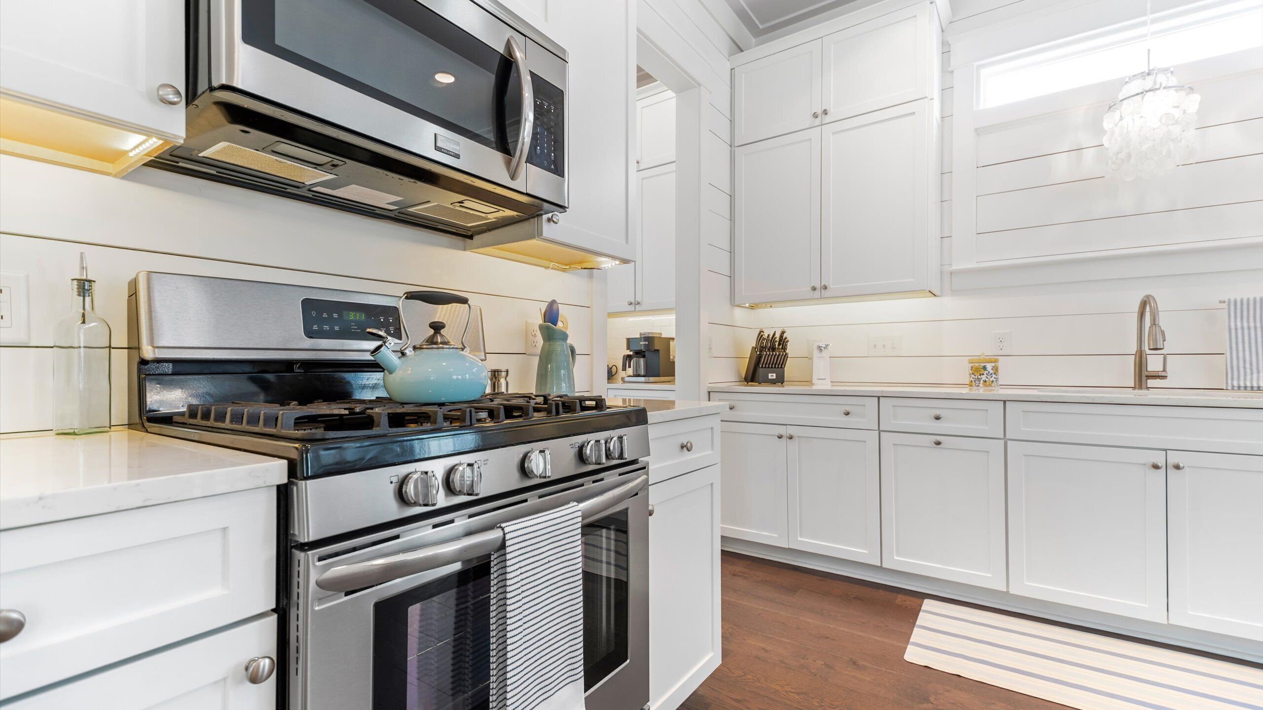 Heated Pool Bikes Close to Beach Discounted Fall Rates