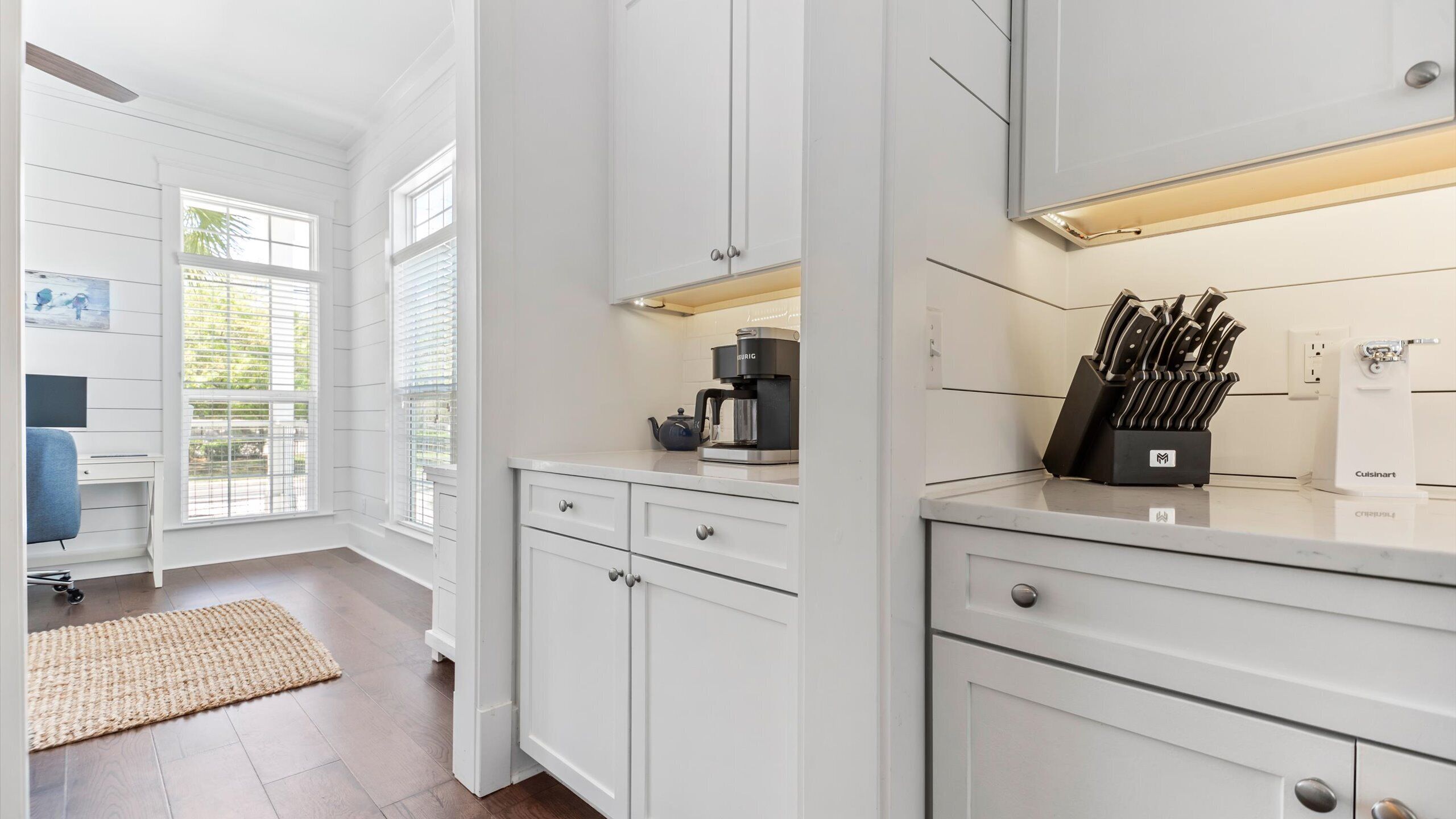 Heated Pool Bikes Close to Beach Discounted Fall Rates