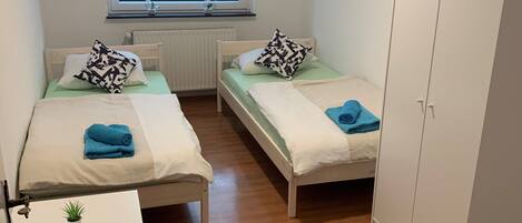 2 bedrooms, WiFi, bed sheets