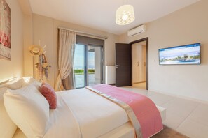 1 sovrum, värdeförvaringsskåp på rummet och strykjärn/strykbräda