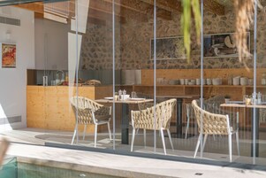 Desayuno buffet incluido todos los días