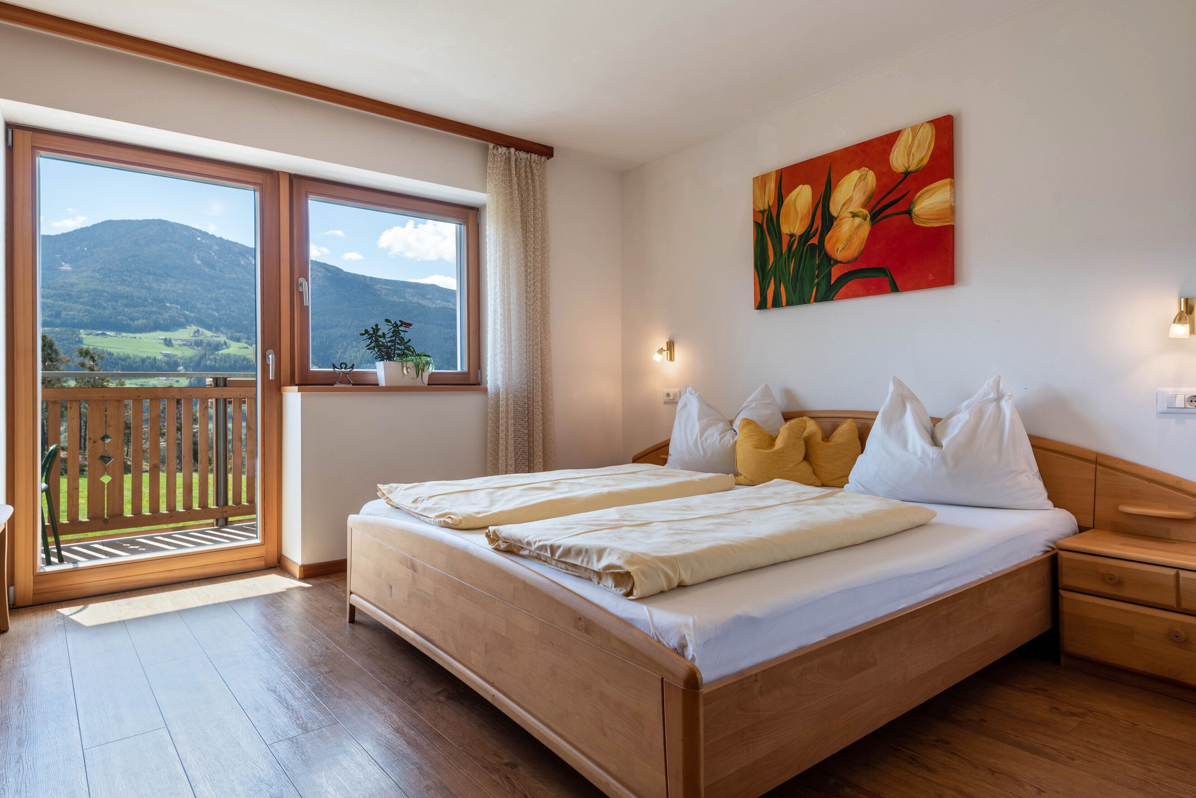 2 bedrooms, free WiFi, bed sheets, wheelchair access