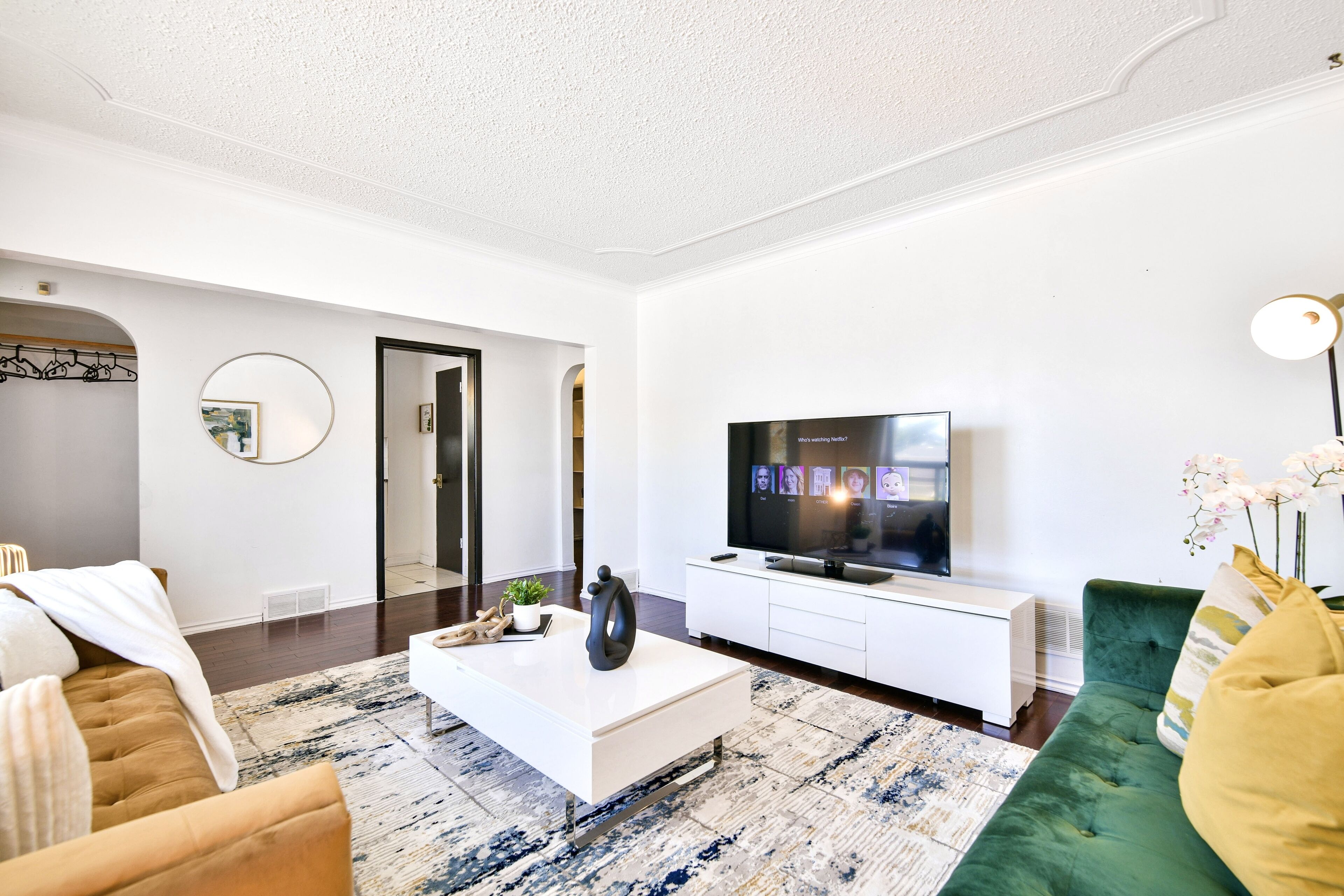 Hidden Gem: stylish 5BDRM w/Brand New Spa Hot tub