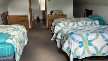 3 habitaciones, cuna de viaje, wifi gratis y ropa de cama
