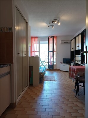 1 Schlafzimmer, Bügeleisen/Bügelbrett, WLAN, Bettwäsche