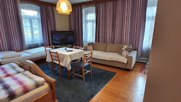 Room | Free WiFi, bed sheets