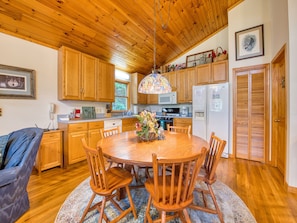 Dining - Enchanted Secluded Cabin w/ Hot Tub, Fire Pit, and Pets Welcome (Maggie Valley)