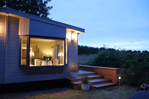 Design Chalet Ameland - close to the beach, large garden, extra facilities