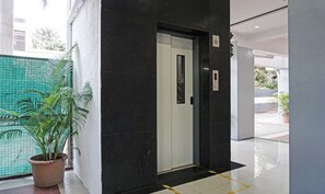 Lift - Treebo Diamond Residency - DDPK Inn (Pune)