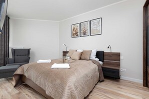 1 chambre, fer et planche Ă repasser, Wi-Fi, draps fournis