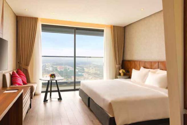 Ropa de cama de alta calidad y minibar 