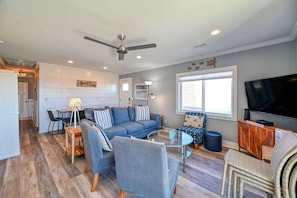 Smart TV - SeaClusion House (Holly Ridge)