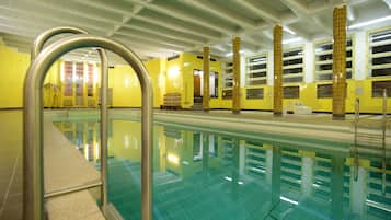 Alberca de natación o entrenamiento