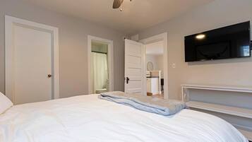 1 Schlafzimmer, Bügeleisen/Bügelbrett, Reisekinderbett, kostenloses WLAN