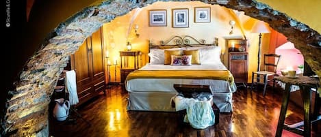 1 dormitorio, escritorio, tabla de planchar con plancha y wifi gratis