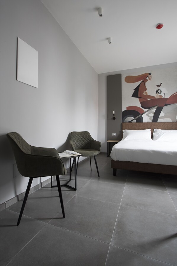 Desk, soundproofing, free WiFi, bed sheets - Mathis (Fiorenzuola d'Arda)