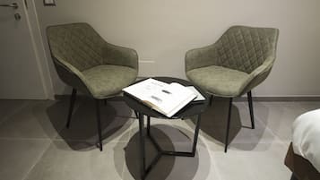 Superior Double or Twin Room | Desk, soundproofing, free WiFi, bed sheets