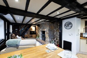 TV, fireplace, offices