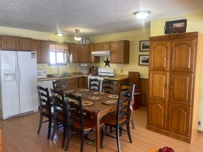 Oven, stovetop, dishwasher, coffee/tea maker