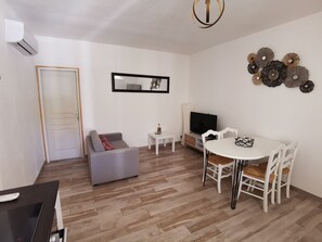 Dining - Apartment (Calenzana)
